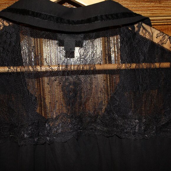 So Much Detail on this Black Blouse - Picture 3 of 5